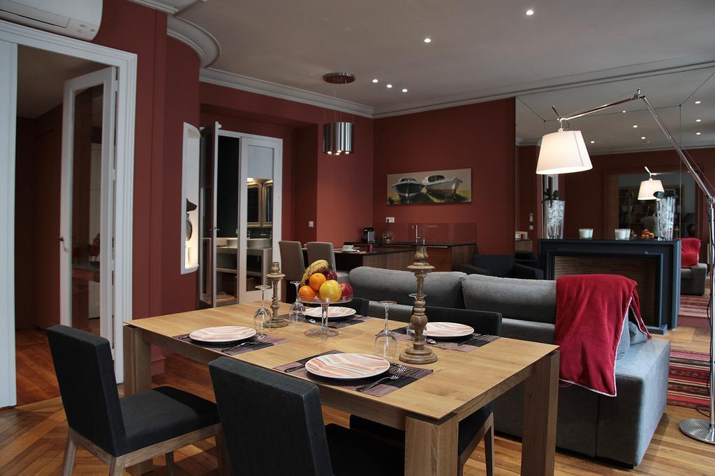 Maison D'Hotes Bordeaux Centre Le Patio De L'Intendance Стая снимка