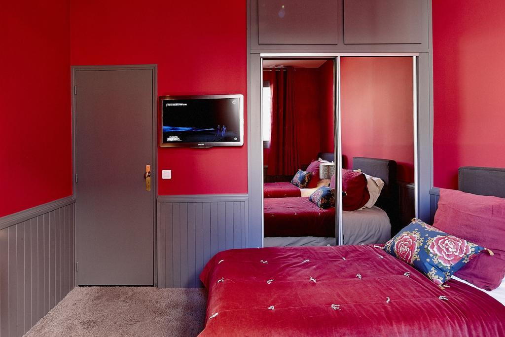 Maison D'Hotes Bordeaux Centre Le Patio De L'Intendance Стая снимка