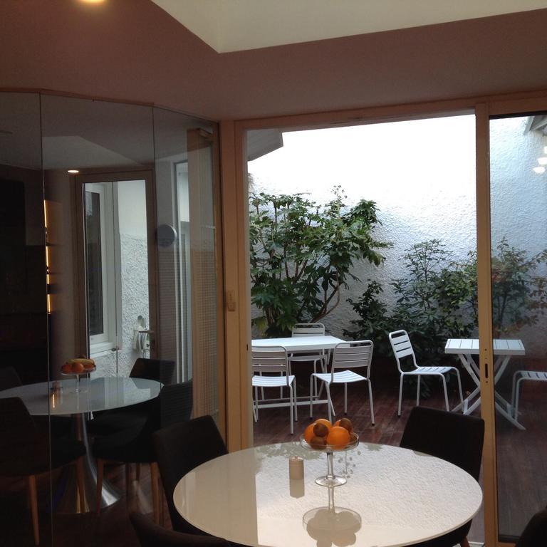 Maison D'Hotes Bordeaux Centre Le Patio De L'Intendance Екстериор снимка