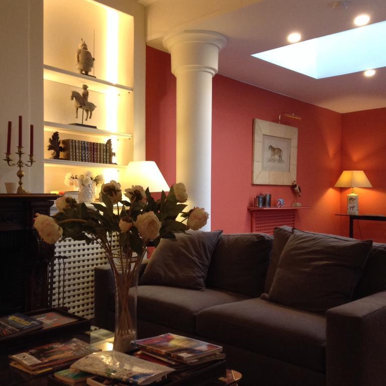 Maison D'Hotes Bordeaux Centre Le Patio De L'Intendance Екстериор снимка