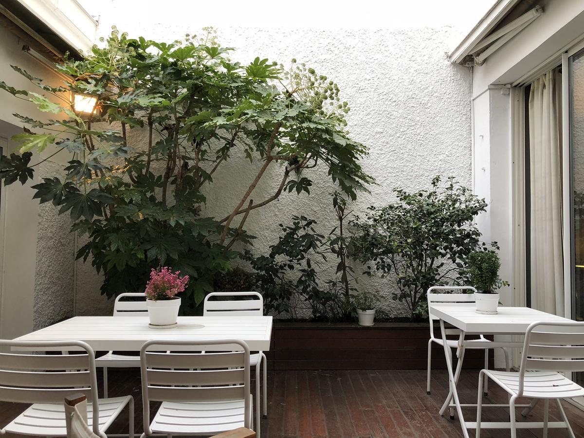 Maison D'Hotes Bordeaux Centre Le Patio De L'Intendance Екстериор снимка