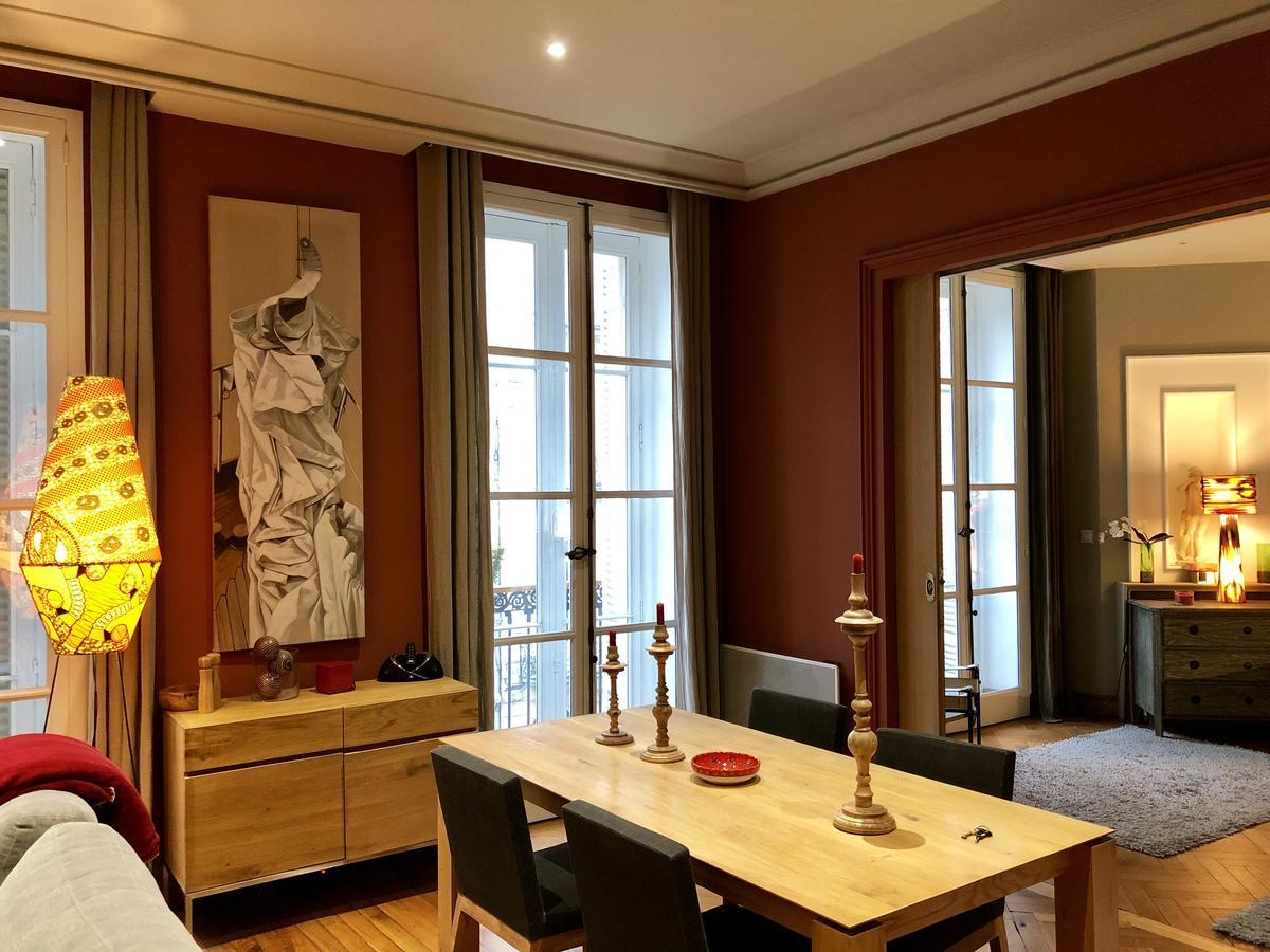 Maison D'Hotes Bordeaux Centre Le Patio De L'Intendance Екстериор снимка