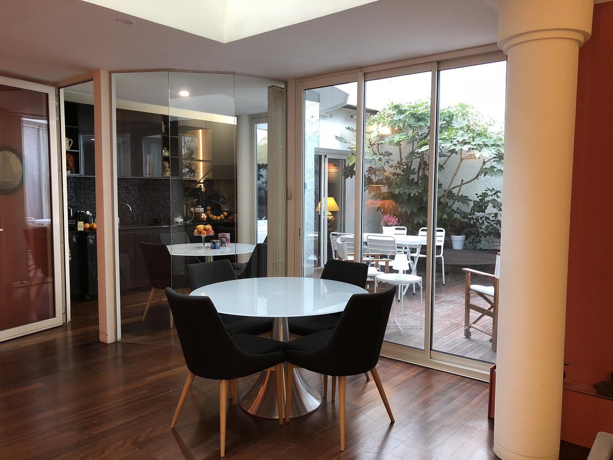 Maison D'Hotes Bordeaux Centre Le Patio De L'Intendance Екстериор снимка
