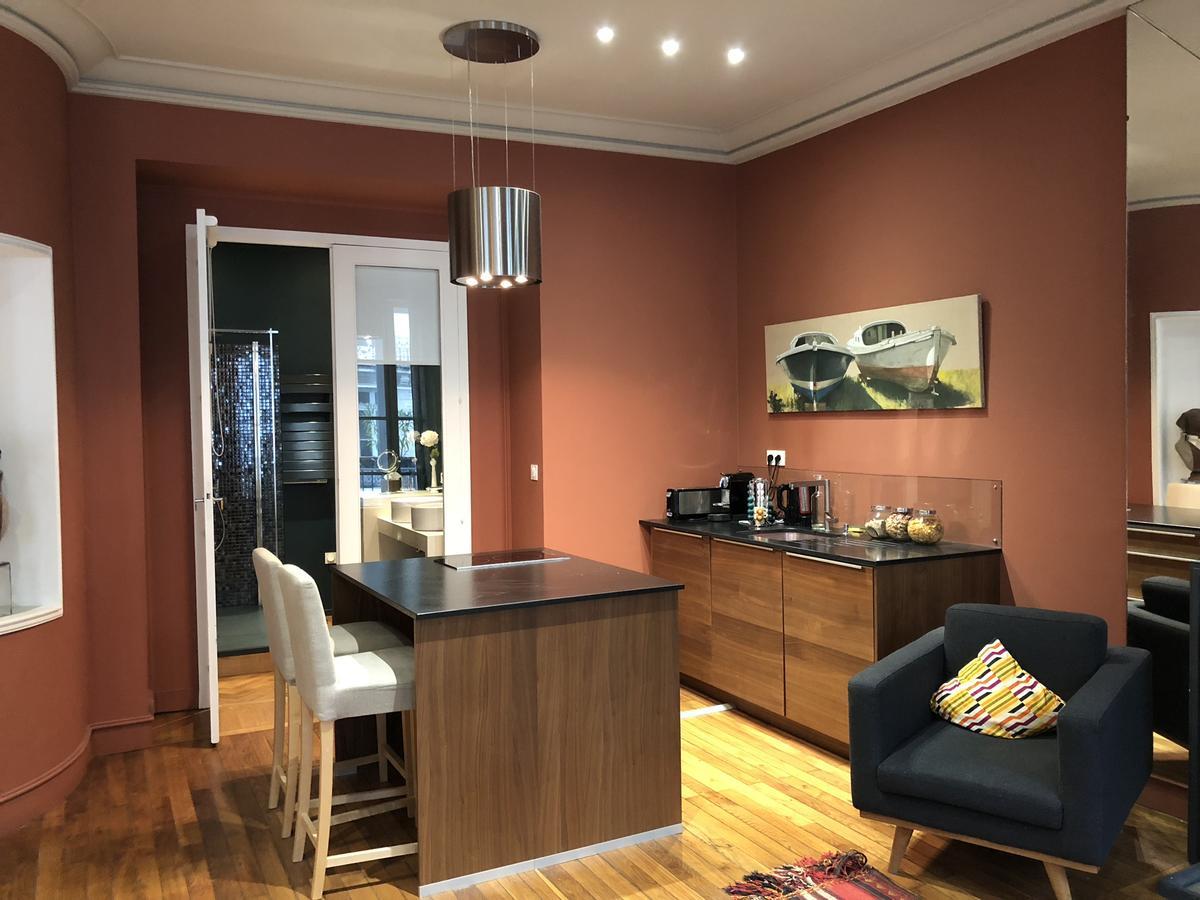Maison D'Hotes Bordeaux Centre Le Patio De L'Intendance Екстериор снимка