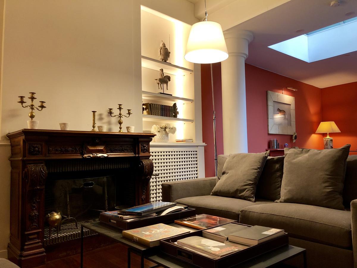 Maison D'Hotes Bordeaux Centre Le Patio De L'Intendance Екстериор снимка
